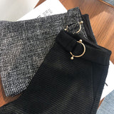 2025 Versatile and thin tweed A-type shorts, autumn and winter wear new  women's clothing A-type hot pants, gray pants