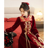 2025 Chinese toast dress bride  new autumn and winter long-sleeved burgundy engagement dress bead embroidered evening dress